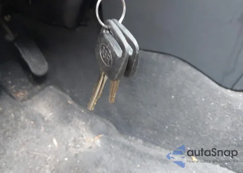 2003 Toyota Matrix Standard from USA, damaged, VIN 2T1LR32E53C093962